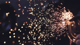 iframe 引用播放器自适应16:9代码 iframe 引用播放器自适应16:9代码